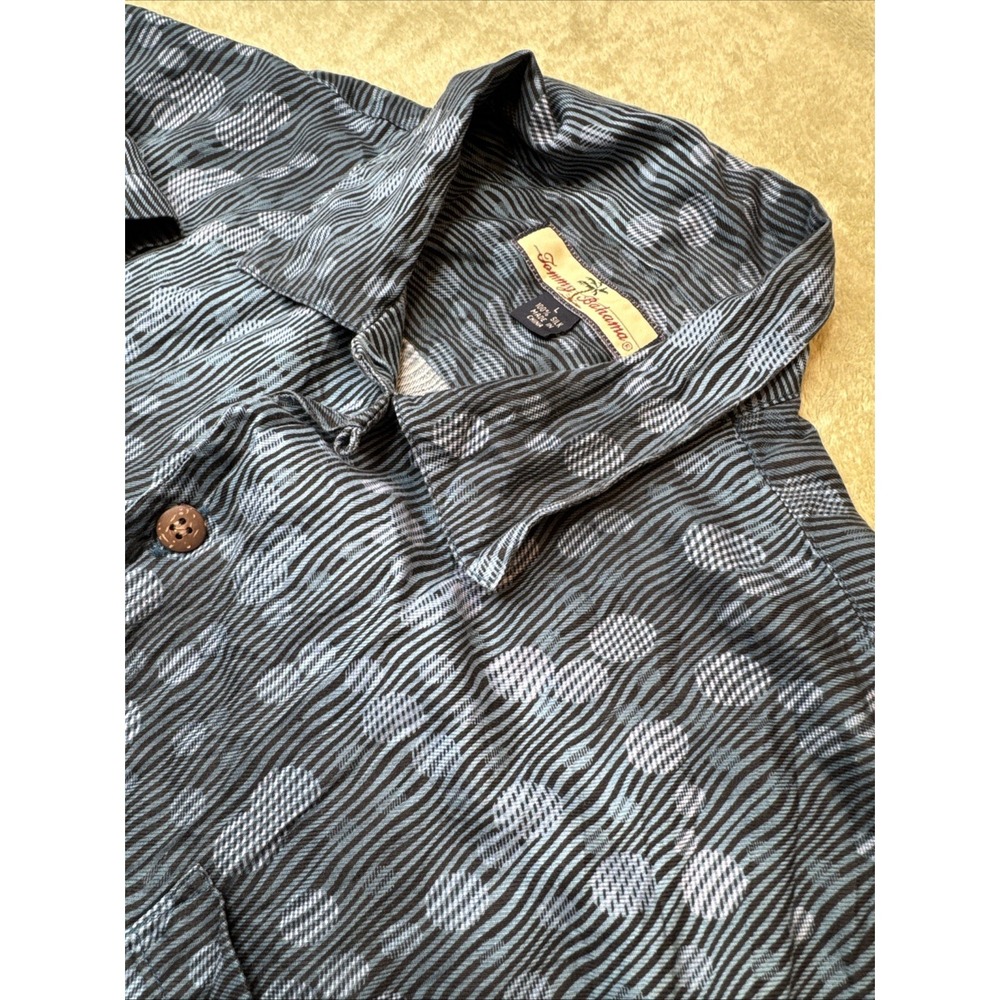 Tommy Bahama Men L 100% Silk Shirt Button Front Blue Beach Travel Floral circles